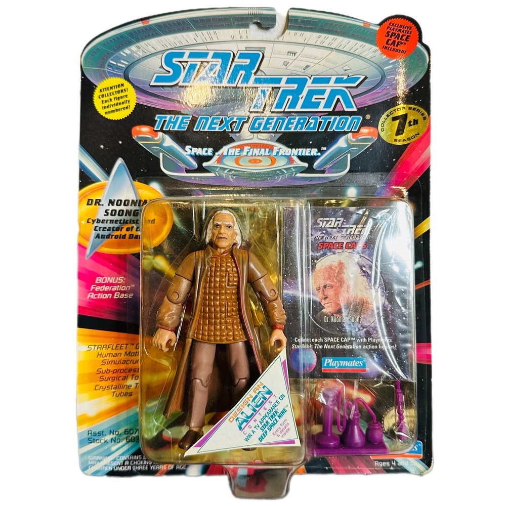Star Trek The Next Generation DR NOONIAN SOONG 1994 Playmates w/ Space Cap NEW!